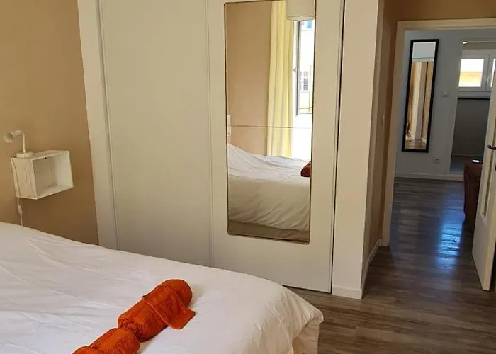 Location Centre Corse Vue Vieux Port